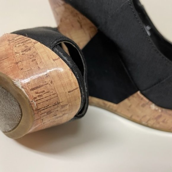 Mossimo Black Wedge Shoes – 6.5 - Picture 6 of 7